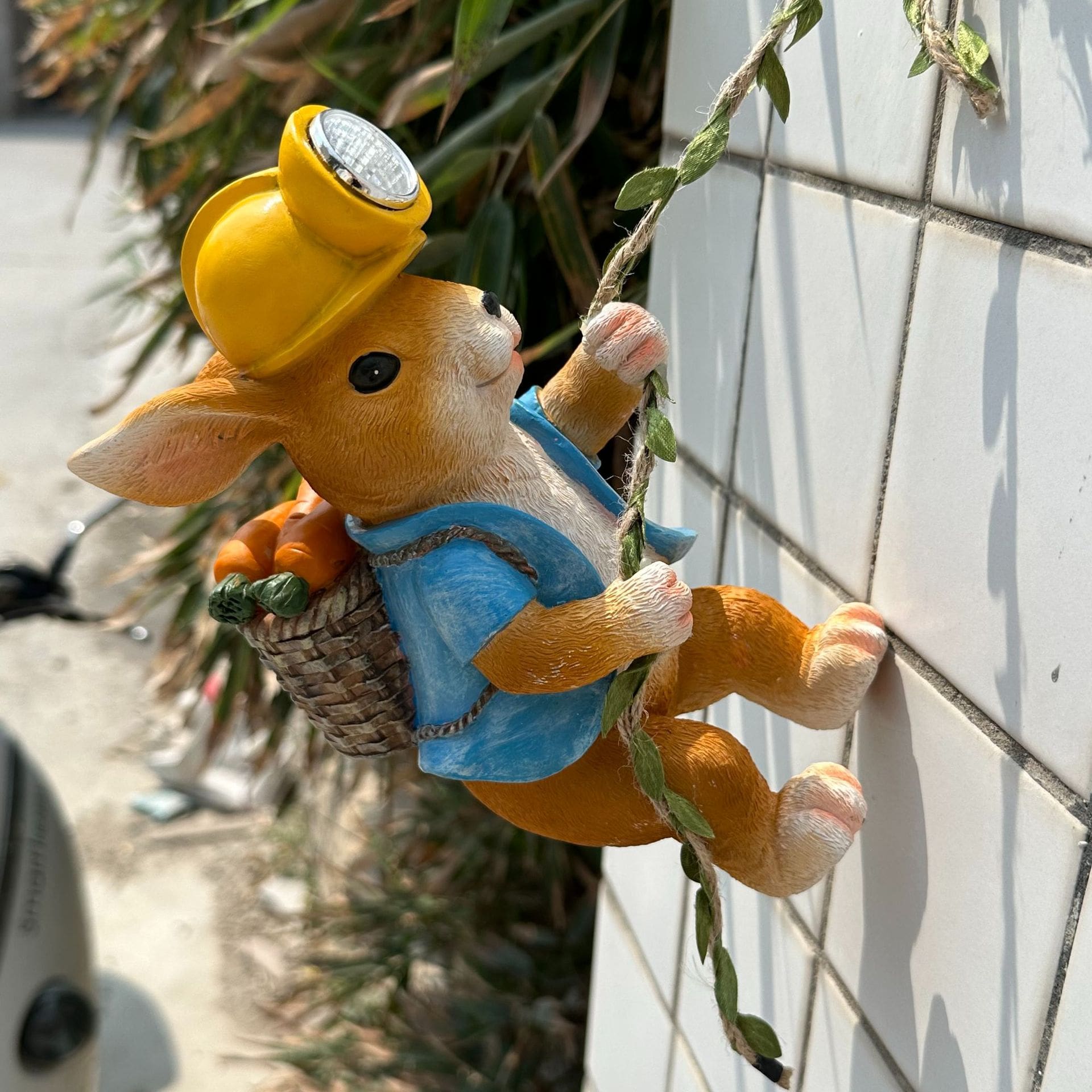 Sân thỏ sóc treo tường sân vườn b&b mẫu giáo ngoài trời bền đẹp, thân thiện m nan