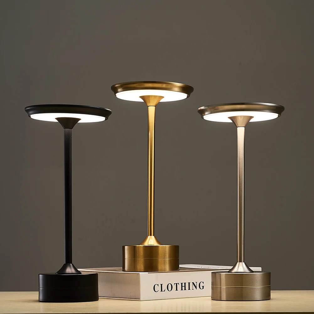 Đèn Retro Đèn Bàn Cảm Ứng Mờ Kim Loại Đèn Ngủ Bảo Vệ Mắt Để Bàn Đọc Sác - DDB-12