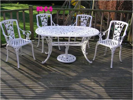 Trade-Assurance-cast-iron-outdoor-garden-furniture-chair-and-table-1.webp