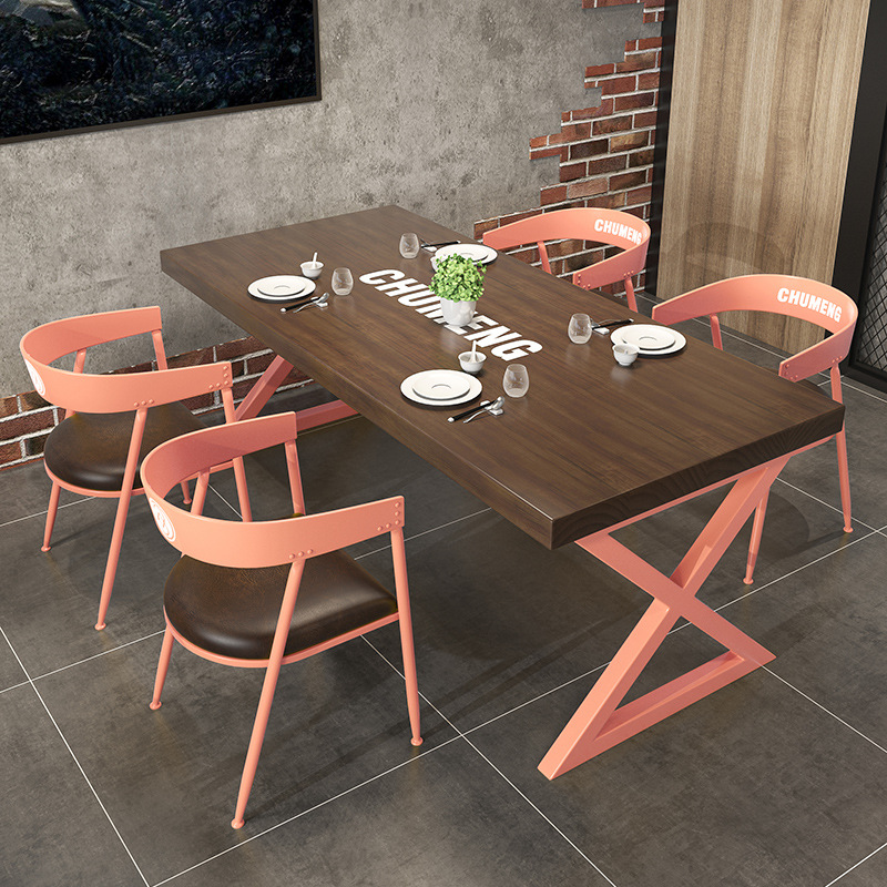 Bàn ăn gỗ nguyên khối hiện đại 2 nhà hàng quầy bar cafe Bàn 4 người Bàn ghế sắt rèn phong cách công nghiệp Mỹ - Hình 3 Bàn ăn gỗ nguyên khối hiện đại 2 nhà hàng quầy bar cafe Bàn 4 người Bàn ghế sắt rèn phong cách công nghiệp Mỹ - Hình 3