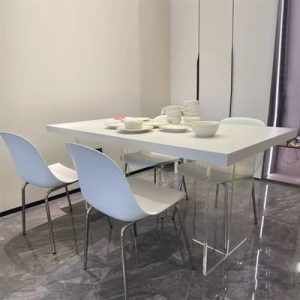 Bàn ăn hình chữ nhật, chân bàn trong suốt. - Hình 3