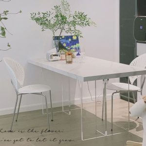 Bàn ăn thiết kế hiện đại, sang trọng, tinh tế. - Hình 4