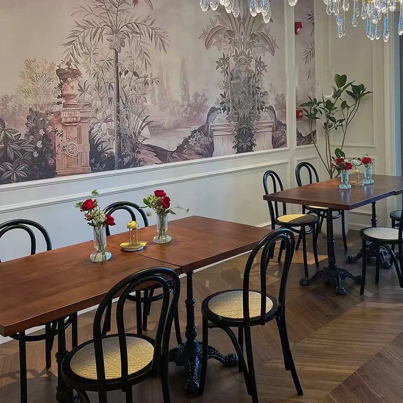 Bán buôn Mỹ cổ điển gỗ rắn cafe Bàn ghế nhà hàng thanh cửa hàng món tráng miệng Bàn ăn sắt rèn vuông nhỏ đơn giản - Hình 4 Bán buôn Mỹ cổ điển gỗ rắn cafe Bàn ghế nhà hàng thanh cửa hàng món tráng miệng Bàn ăn sắt rèn vuông nhỏ đơn giản - Hình 4