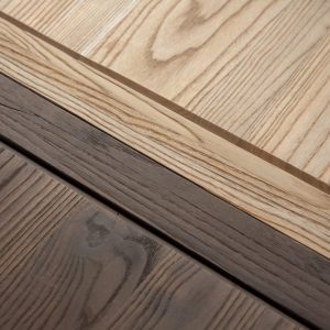 Bán buôn rắn gỗ du Bàn vuông nhỏ log Bàn ăn hiện đại hình vuông giải trí Bàn ghế nhà - Hình 2