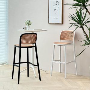 Bàn ghế Bắc Âu nhựa giả mây ghế bar nhựa ngoài trời cao phân nhà ghế bar lưới đỏ quán cà phê ghế cao - Hình 2