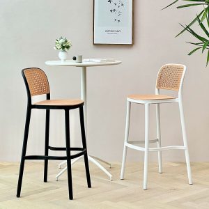 Bàn ghế Bắc Âu nhựa giả mây ghế bar nhựa ngoài trời cao phân nhà ghế bar lưới đỏ quán cà phê ghế cao