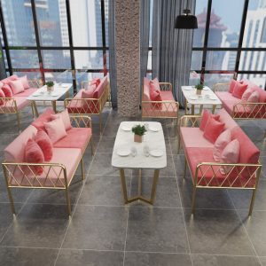 Bàn ghế Bắc Âu sắt rèn sofa ghế Bàn ghế cà phê quần áo Quán trà sữa đơn và đôi sofa nhỏ ins phong cách lưới màu đỏ