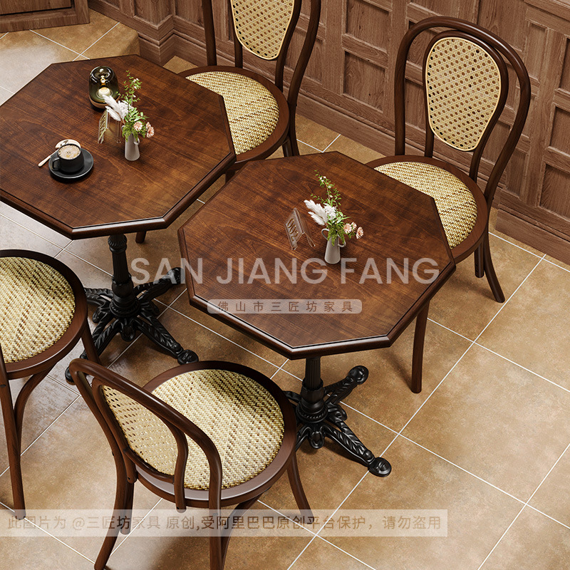 Bàn ghế cafe gỗ đặc chủ đề cổ điển Mỹ ghế nhà hàng phương tây ghế quán trà sữa Bàn tráng miệng màu đỏ Bàn làm bánh - Hình 3 Bàn ghế cafe gỗ đặc chủ đề cổ điển Mỹ ghế nhà hàng phương tây ghế quán trà sữa Bàn tráng miệng màu đỏ Bàn làm bánh - Hình 3
