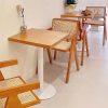 Bàn ghế Chenghong Bàn ăn gỗ rắn cửa hàng bánh tráng miệng khu vực giải trí đặc biệt Bàn vuông cafe giải trí Bàn ghế bán buôn