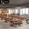 Bàn ghế Chenghong Mỹ căng tin ăn gỗ rắn Bàn ghế thương mại cửa hàng trà sữa Bàn ghế cà phê bình thường nhà hàng Bàn ăn