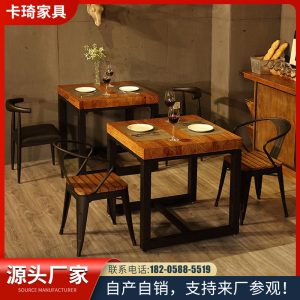 Bàn ghế Gác xép mỹ gỗ đặc Bàn ăn và ghế cafe nhà hàng sắt rèn Bàn vuông nhỏ snack bar nhà hàng lẩu Bàn ăn