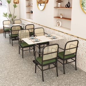 Bàn ghế Nhà hàng quán cà phê dệt tường mây ghế sofa Bàn ghế nhà hàng tây nhà hàng quầy bar quầy bar Bàn ghế ăn