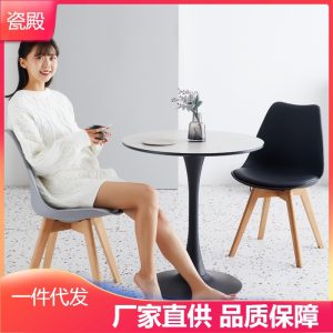 Bàn ghế Nhà máy bán hàng trực tiếp ban công Quán cà phê Mỹ Bàn tròn nhỏ Bắc Âu Bàn ăn màu trắng hoa tulip đàm phán Bàn ghế nhỏ - Hình 3
