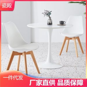 Bàn ghế Nhà máy bán hàng trực tiếp ban công Quán cà phê Mỹ Bàn tròn nhỏ Bắc Âu Bàn ăn màu trắng hoa tulip đàm phán Bàn ghế nhỏ - Hình 4