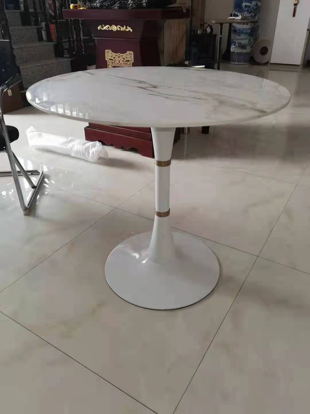 Bàn ghế Nhà máy cung cấp trực tiếp tấm sừng sắt rèn nhanh Bàn ăn hiện đại giản dị đơn giản Bàn đàm phán lưới đỏ quán trà sữa Bàn - Hình 3 Bàn ghế Nhà máy cung cấp trực tiếp tấm sừng sắt rèn nhanh Bàn ăn hiện đại giản dị đơn giản Bàn đàm phán lưới đỏ quán trà sữa Bàn - Hình 3
