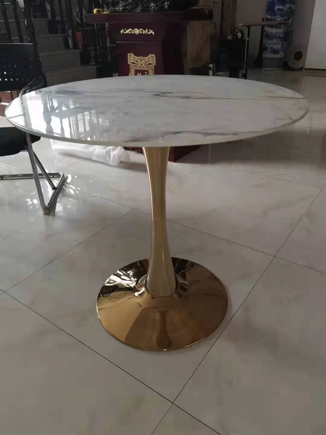Bàn ghế Nhà máy cung cấp trực tiếp tấm sừng sắt rèn nhanh Bàn ăn hiện đại giản dị đơn giản Bàn đàm phán lưới đỏ quán trà sữa Bàn - Hình 4 Bàn ghế Nhà máy cung cấp trực tiếp tấm sừng sắt rèn nhanh Bàn ăn hiện đại giản dị đơn giản Bàn đàm phán lưới đỏ quán trà sữa Bàn - Hình 4