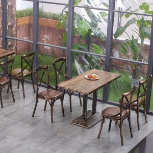 Bàn ghế Phong cách công nghiệp nhà hàng quán bar lẩu cửa hàng thịt nướng nhà hàng thanh ghế sofa Bàn ghế gỗ cứng dựa vào tường phong cách cổ điển - Hình 4