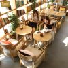 Bàn ghế Quán cà phê Bắc Âu Sofa Giải trí Tráng miệng Đồ uống Trà sữa thương lượng Ghế Gỗ rắn Sách quầy bar Bàn ghế Đơn giản
