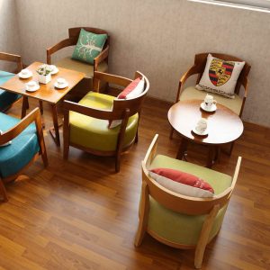 Bàn ghế Quán cà phê quán trà sữa Bàn ghế giải trí đàm phán khu vực Bàn quầy bar quầy bar quầy bar tráng miệng quán đồ uống lạnh Bàn ghế - Hình 2