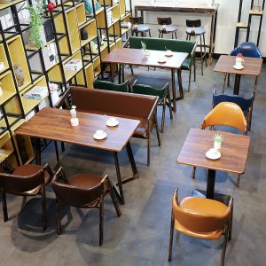 Bàn ghế quán mì cay – Thiết kế sắt lưới đỏ Bắc Âu, dùng cho nhà hàng, trà sữa, ăn nhanh - Hình 2