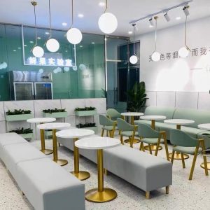 Bàn ghế Quán trà sữa tường ghế sofa tráng miệng snack bánh quán cà phê băng ghế dự bị phong cách công nghiệp Bàn ghế quầy bar - Hình 2