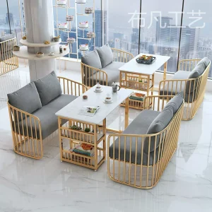 Bàn ghế Sofa đôi tại Quán cafe trà sữa với món tráng miệng đặc sắc