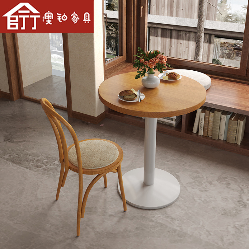 Bàn ghế Úc bạch kim hiện đại quán cà phê quán trà sữa Bàn ghế cửa hàng tráng miệng quầy bar Bàn ăn gỗ nguyên khối Bàn ăn nhà hàng - Hình 4 Bàn ghế Úc bạch kim hiện đại quán cà phê quán trà sữa Bàn ghế cửa hàng tráng miệng quầy bar Bàn ăn gỗ nguyên khối Bàn ăn nhà hàng - Hình 4