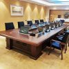 Bàn họp văn phòng Quân đội đến bản đồ để sản xuất bàn hội nghị nâng bằng gỗ sồi bàn không cần giấy chức năng bàn hội nghị nhà sản xuất quân đội