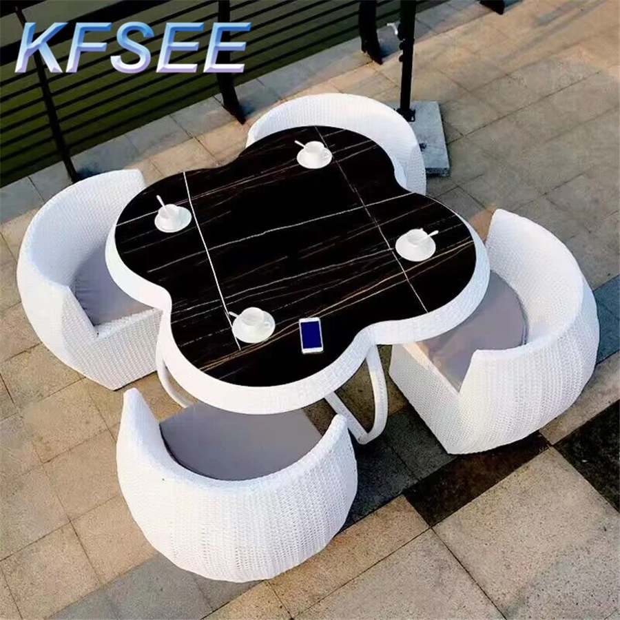 Bộ bàn ghế sân vườn lãng mạn Kfsee mây Bộ bàn ghế sân vườn lãng mạn Kfsee mây