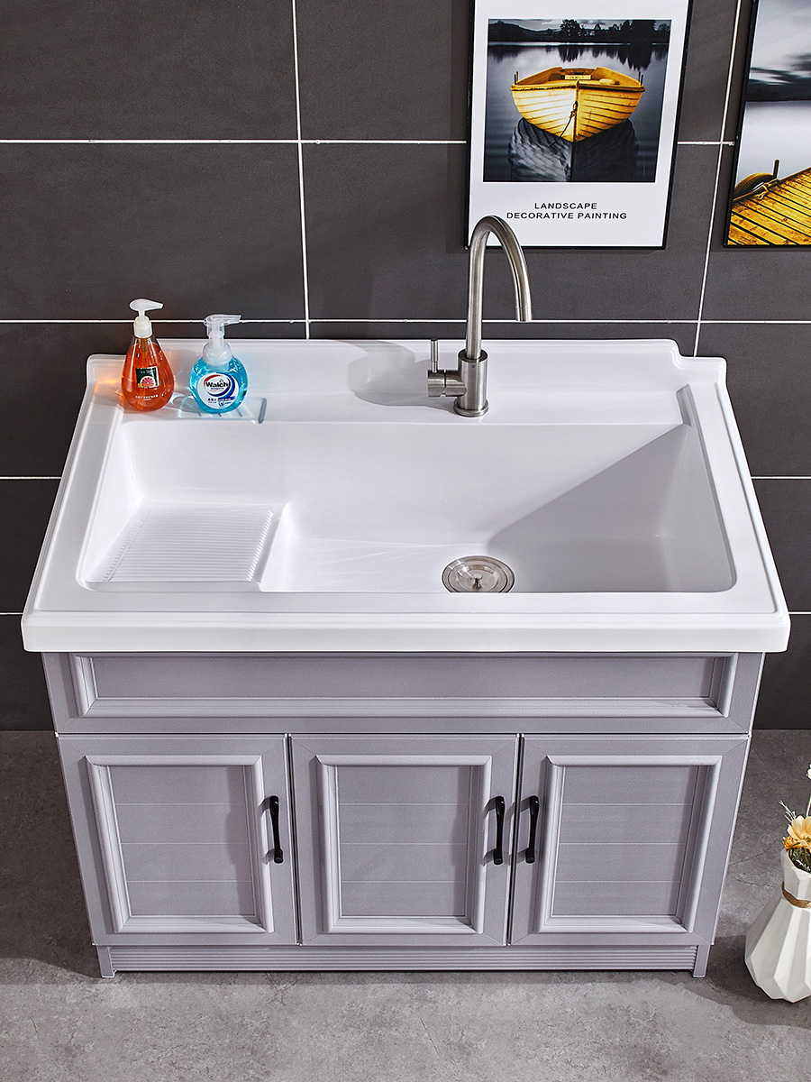 Bồn rửa mặt phòng tắm - Sản phẩm tiết kiệm không gian, giúp phòng tắm trở nên rộng rãi và thoải mái hơn Bồn rửa mặt phòng tắm - Sản phẩm tiết kiệm không gian, giúp phòng tắm trở nên rộng rãi và thoải mái hơn