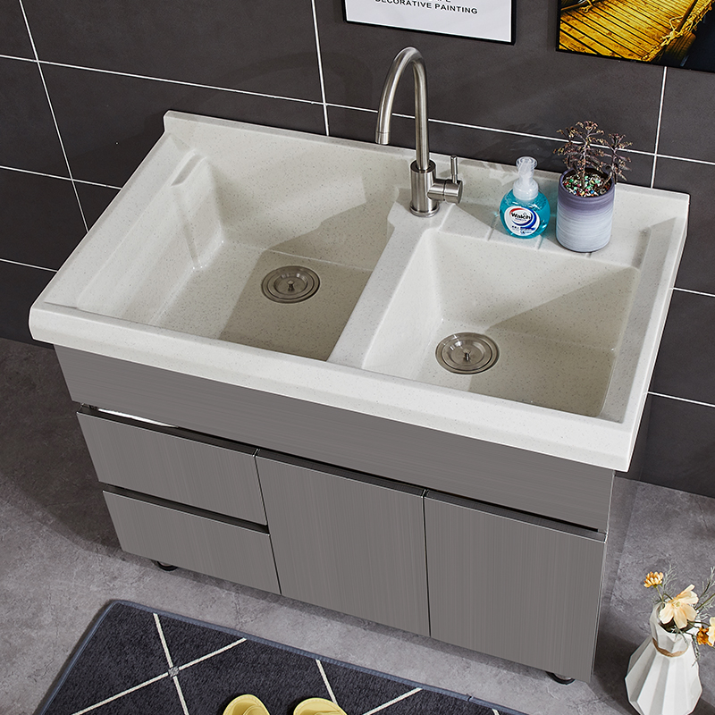 Bồn rửa mặt phòng tắm - Sự hoàn hảo giữa thiết kế và chức năng, giúp bạn sử dụng phòng tắm một cách tiện lợi và thoải mái hơn - Hình 3 Bồn rửa mặt phòng tắm - Sự hoàn hảo giữa thiết kế và chức năng, giúp bạn sử dụng phòng tắm một cách tiện lợi và thoải mái hơn - Hình 3