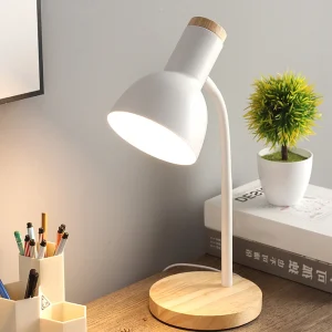 Đèn Bắc Âu Đèn Bàn Trẻ Em Học Đèn Ngủ Gỗ LED Để Bàn Sắt Rèn Cho Phòng Ngủ Đèn Ngủ Để Bàn