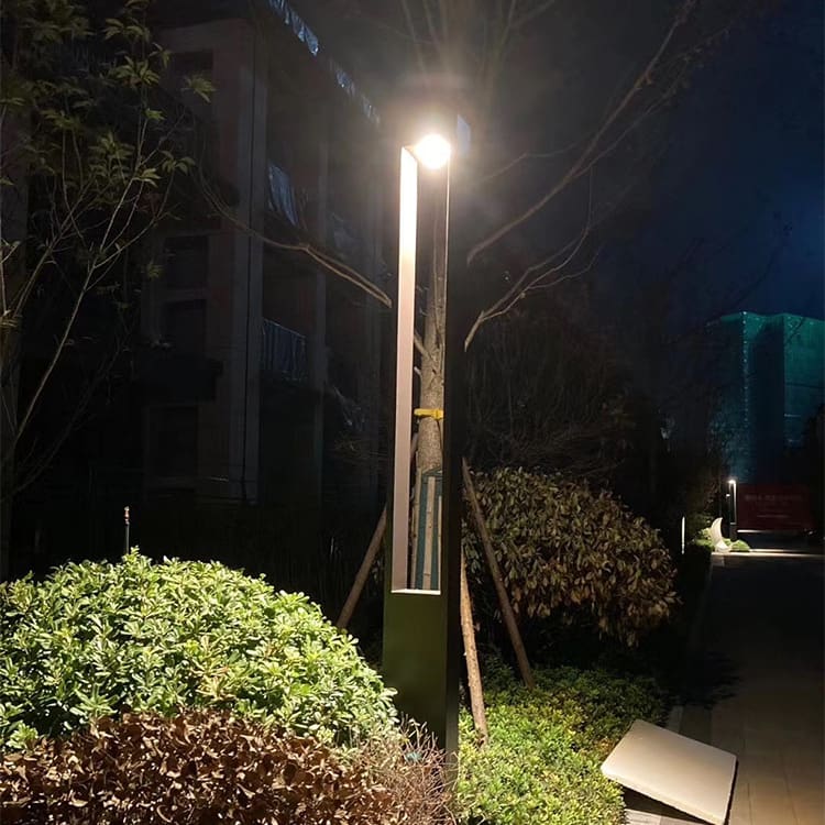 Đèn Các nhà sản xuất đơn giản 3 mét ngoài trời không thấm nước và chống gỉ sân vườn công viên biệt thự bằng thép không gỉ LED sân vườn - Hình 3 Đèn Các nhà sản xuất đơn giản 3 mét ngoài trời không thấm nước và chống gỉ sân vườn công viên biệt thự bằng thép không gỉ LED sân vườn - Hình 3