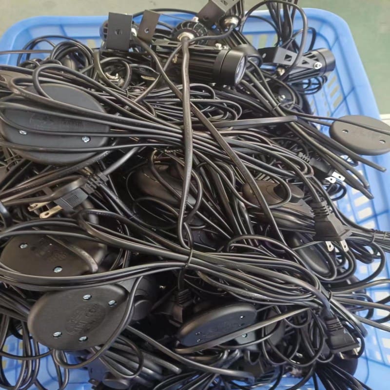 Đèn Cây chiếu sáng cảnh quan Đèn sân vườn ngoài trời không thấm nước Đèn pha nhiều màu sắc sân Đèn cây sân vườn bãi cỏ Đèn mặt đất - Hình 4 Đèn Cây chiếu sáng cảnh quan Đèn sân vườn ngoài trời không thấm nước Đèn pha nhiều màu sắc sân Đèn cây sân vườn bãi cỏ Đèn mặt đất - Hình 4