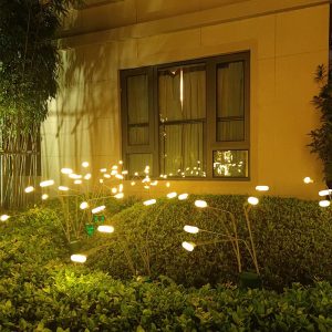 Đèn đom đóm LED năng lượng mặt trời Xuất khẩu mới ngoài trời không thấm nước cắm đất Đèn sân vườn trang trí vuông - Hình 3