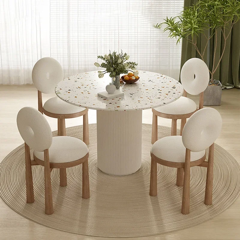 Ghế ăn phong cách Wabi Sabi kỳ lạ với nền đá màu kem và bàn đá tự nhiên - Hình 2 Ghế ăn phong cách Wabi Sabi kỳ lạ với nền đá màu kem và bàn đá tự nhiên - Hình 2