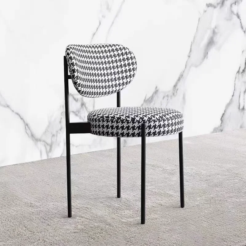 Ghế ăn xếp chồng màu xanh lá cây Chân kim loại màu đen Căn hộ Ghế ăn Italy Thời trang Dinette Phòng ngủ Cadeira Nội thất gia đình - Hình 2 Ghế ăn xếp chồng màu xanh lá cây Chân kim loại màu đen Căn hộ Ghế ăn Italy Thời trang Dinette Phòng ngủ Cadeira Nội thất gia đình - Hình 2