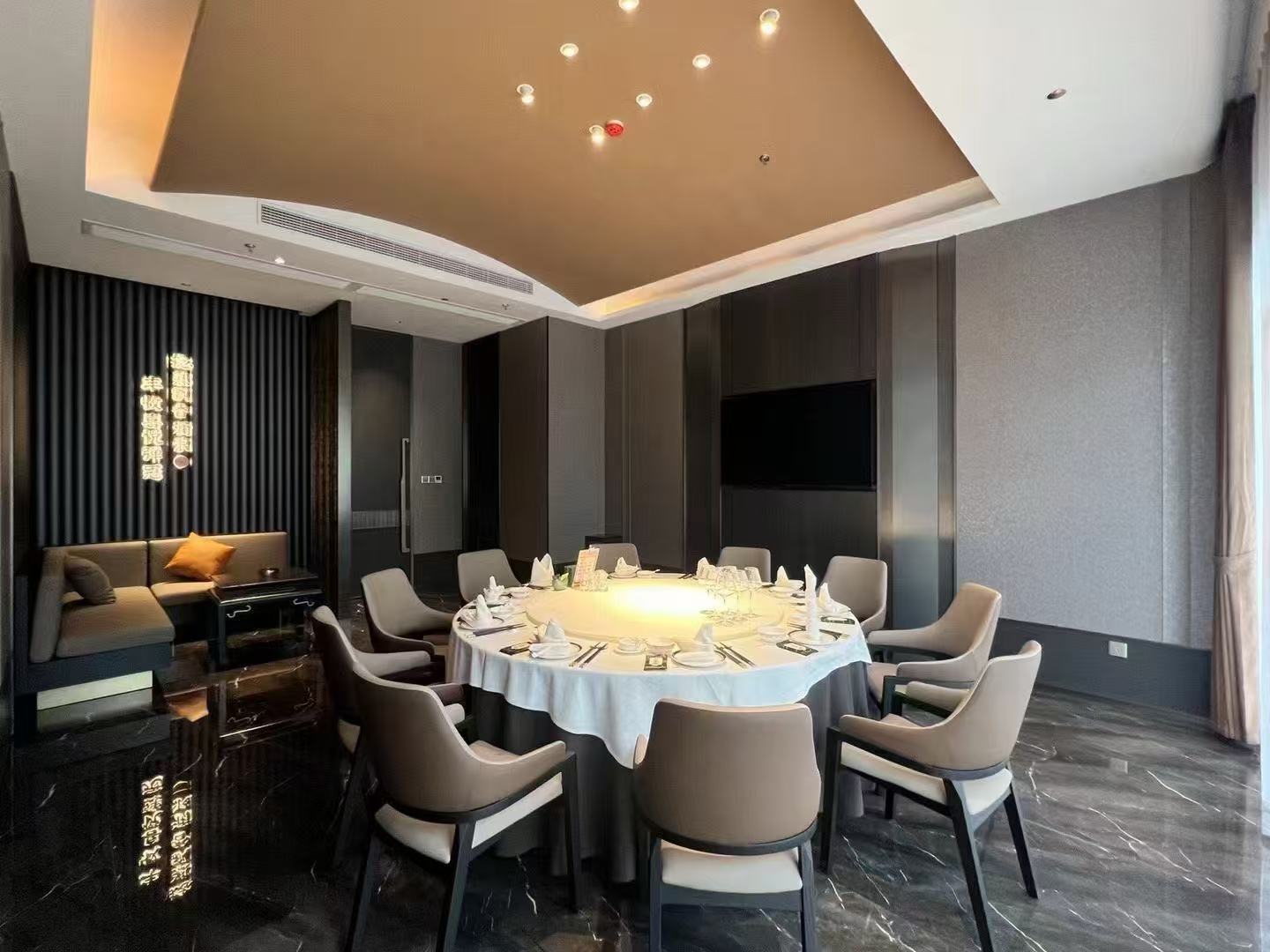 Ghế Bàn Ăn Phòng Tiệc Nhà Hàng Bọc Da Tối Giản - Hình 4 Ghế Bàn Ăn Phòng Tiệc Nhà Hàng Bọc Da Tối Giản - Hình 4