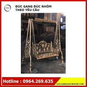 Xích đu gang chân phình