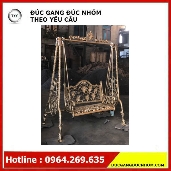 Xích đu gang chân phình Xích đu gang chân phình